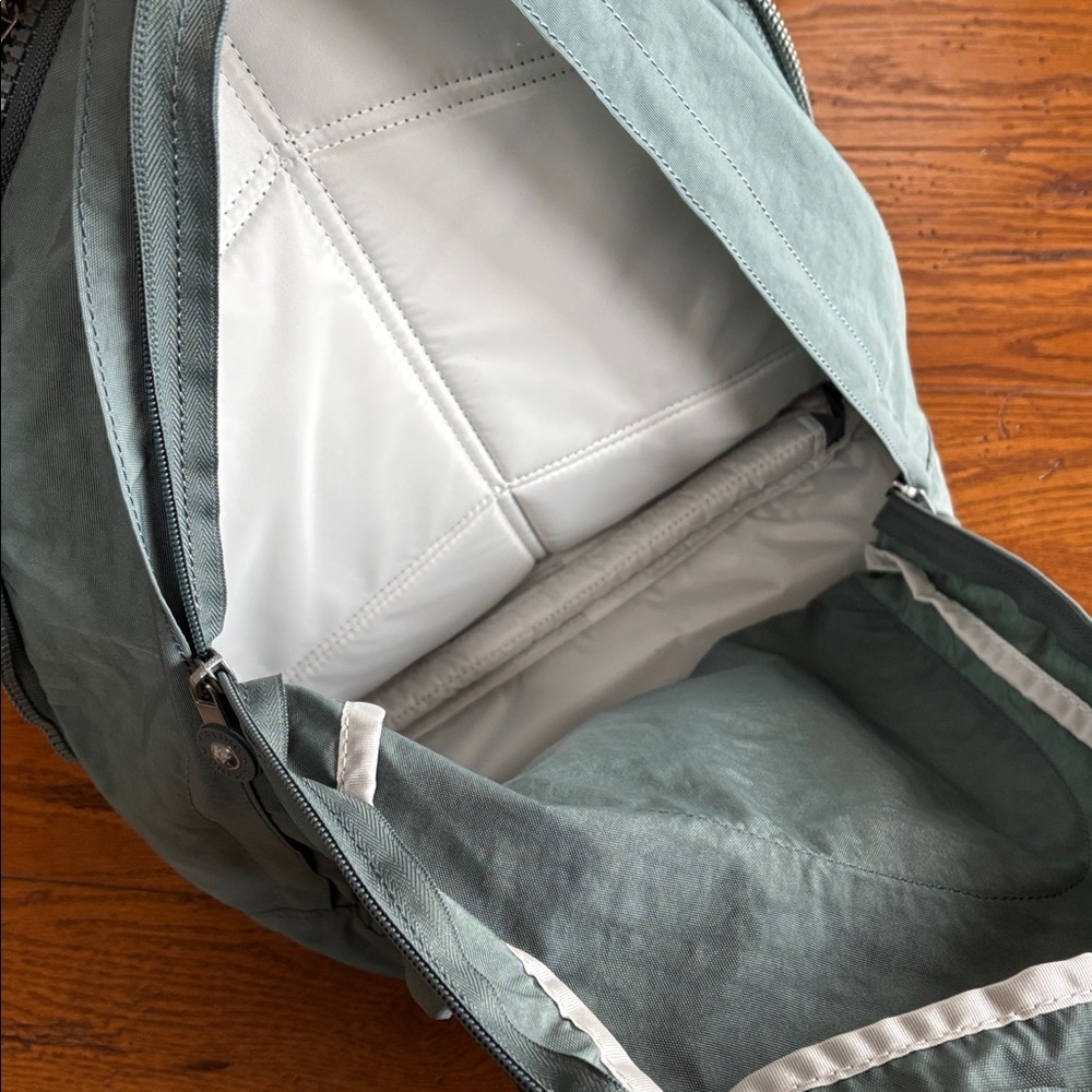 Kipling Harper Expandable Backpack Women’s Light Aloe Tonal Sage Green Travel - Picture 11 of 15